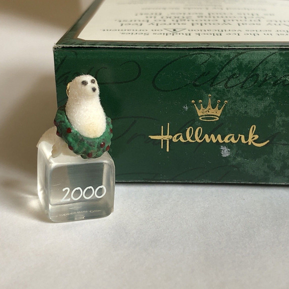 Hallmark Christmas Ornament Keepsake Miniature Ice Block Buddies 2000 Polar Bear - Picture 2 of 12